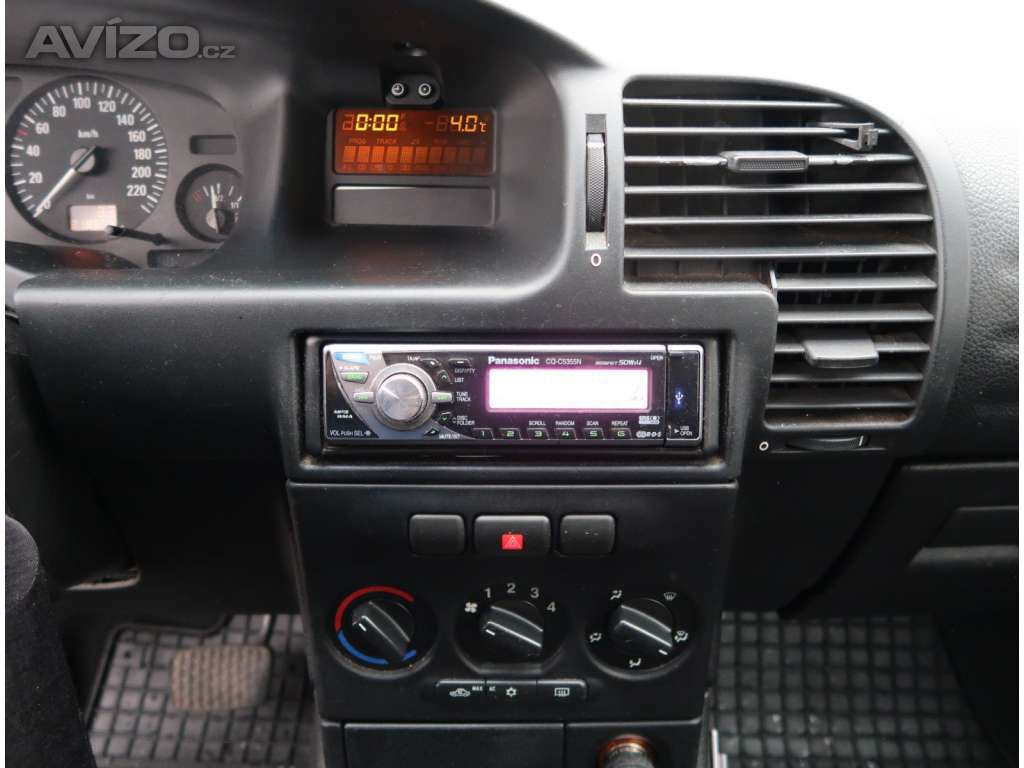 Foto inzerátu Opel Zafira 1.8 16V