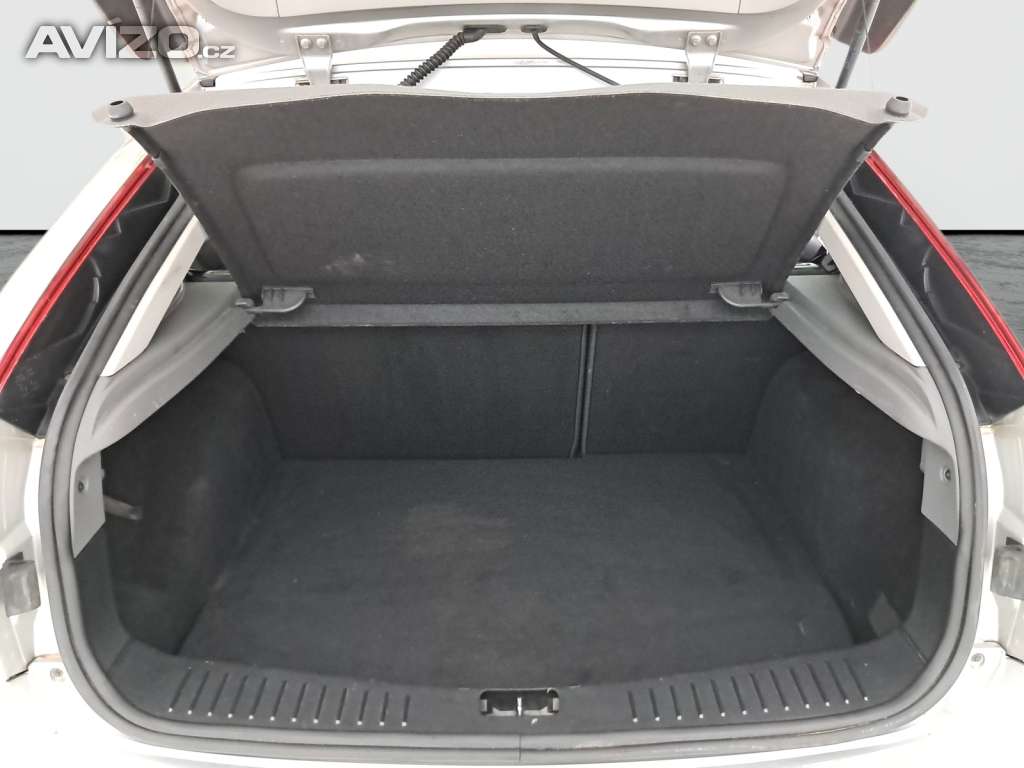 Foto inzerátu Ford Focus 2.0 16V