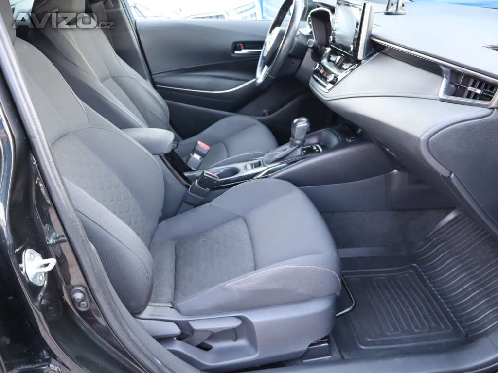 Foto inzerátu Toyota Corolla 1.8 Hybrid