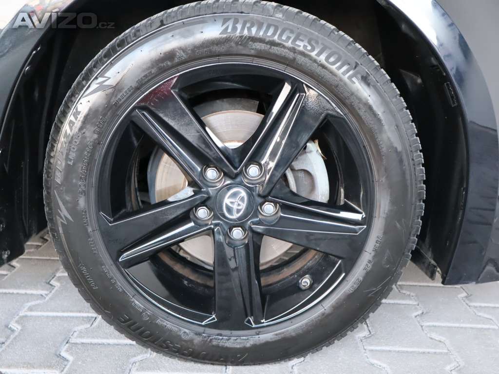 Foto inzerátu Toyota Corolla 1.8 Hybrid