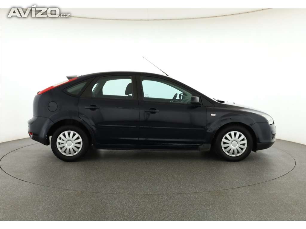 Foto inzerátu Ford Focus 1.6 16V