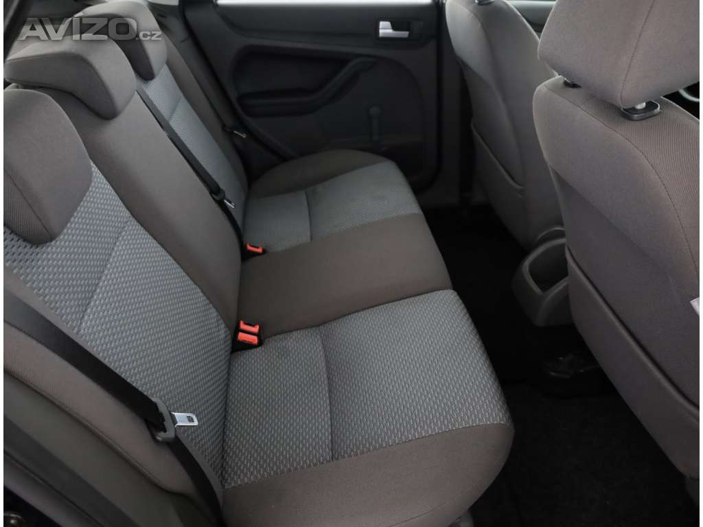 Foto inzerátu Ford Focus 1.6 16V