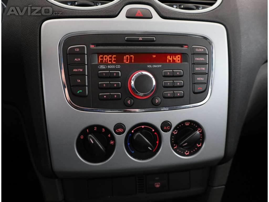 Foto inzerátu Ford Focus 1.6 16V