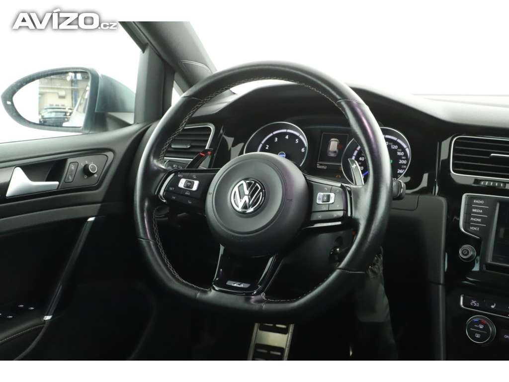 Foto inzerátu VW Golf 2.0 TSI R