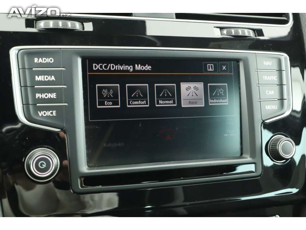 Foto inzerátu VW Golf 2.0 TSI R