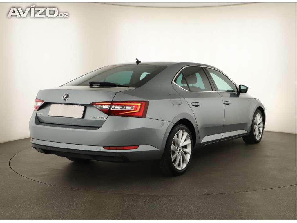 Foto inzerátu Skoda Superb 2.0 TDI