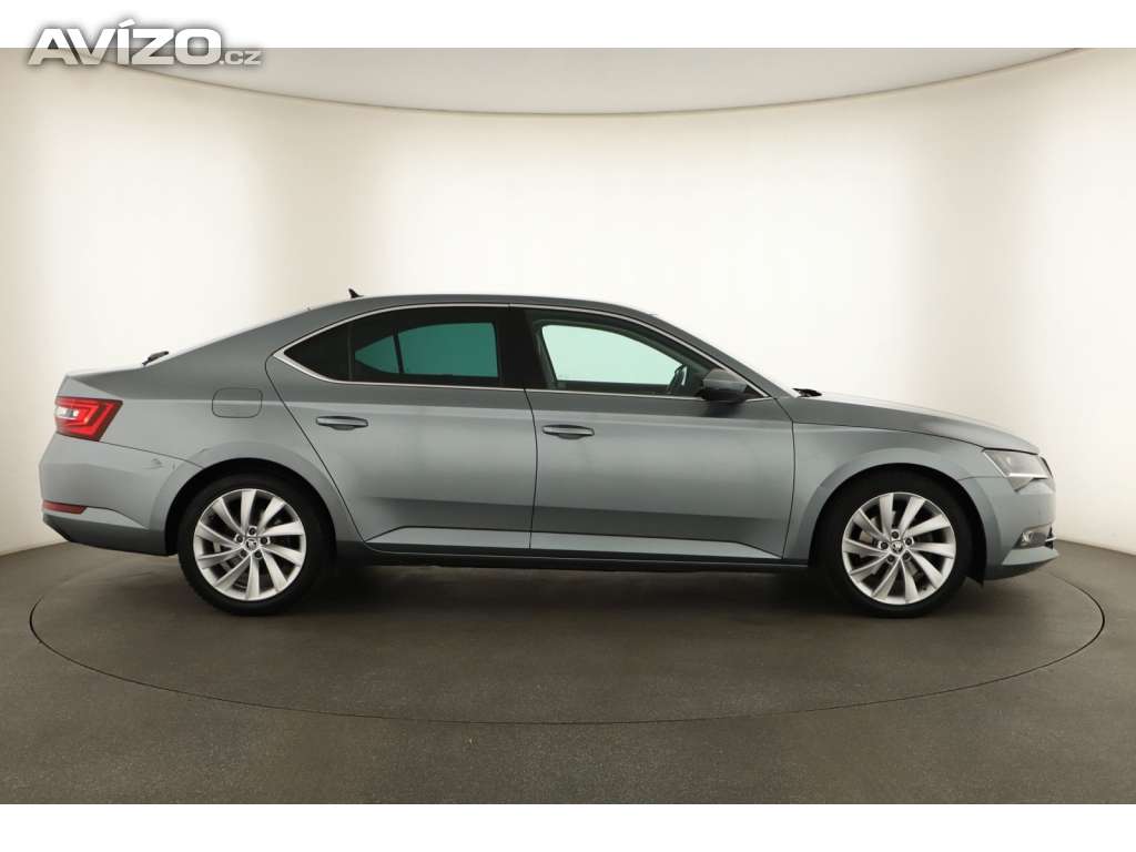 Foto inzerátu Skoda Superb 2.0 TDI