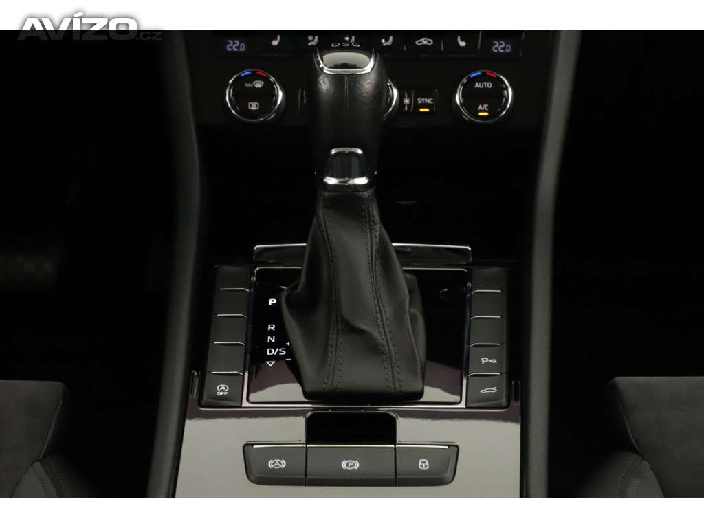 Foto inzerátu Skoda Superb 2.0 TDI