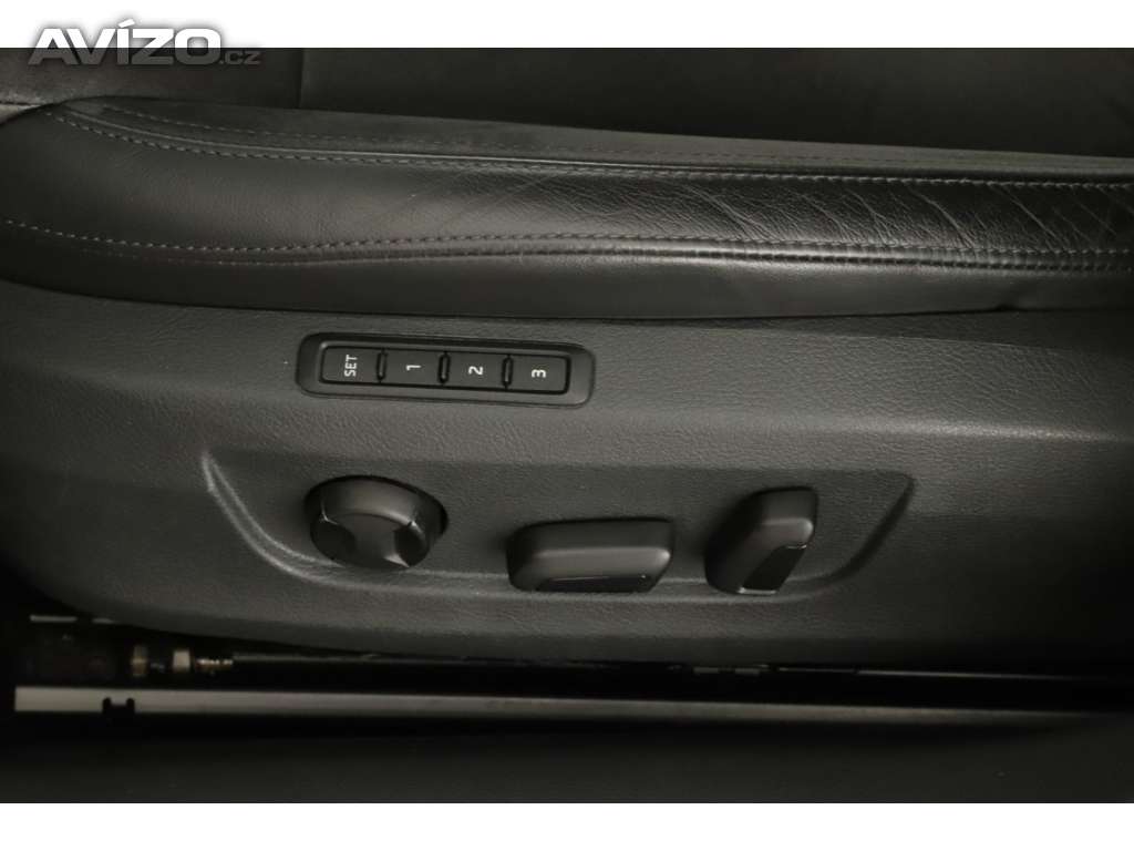 Foto inzerátu Skoda Superb 2.0 TDI