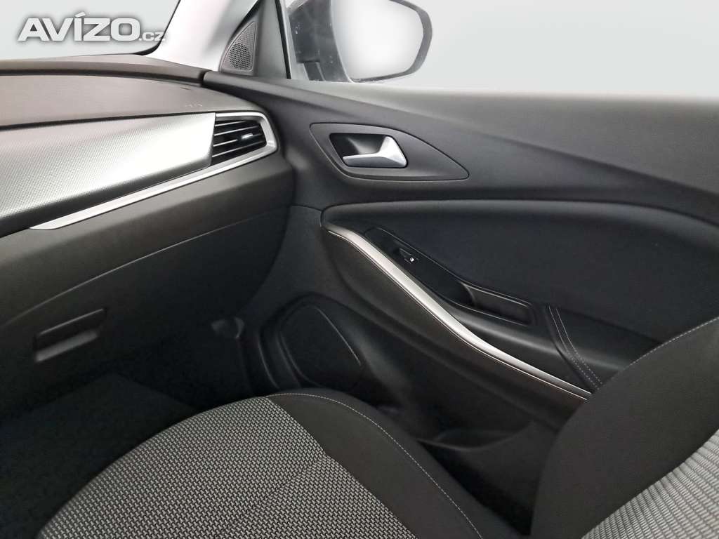 Foto inzerátu Opel Grandland 1.2 Turbo
