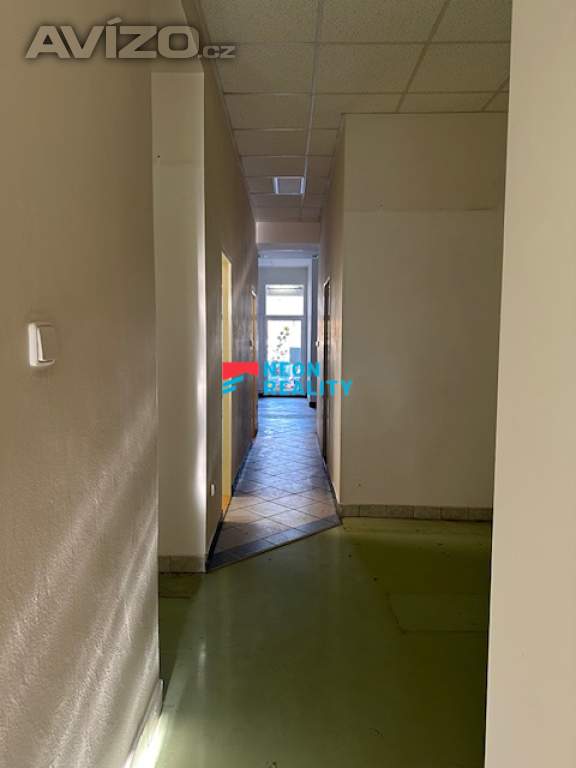 Foto inzerátu Pronájem zdravotnického prostoru 143 m² v Ostravě – ideální pro ordinaci nebo jiné komerční využití