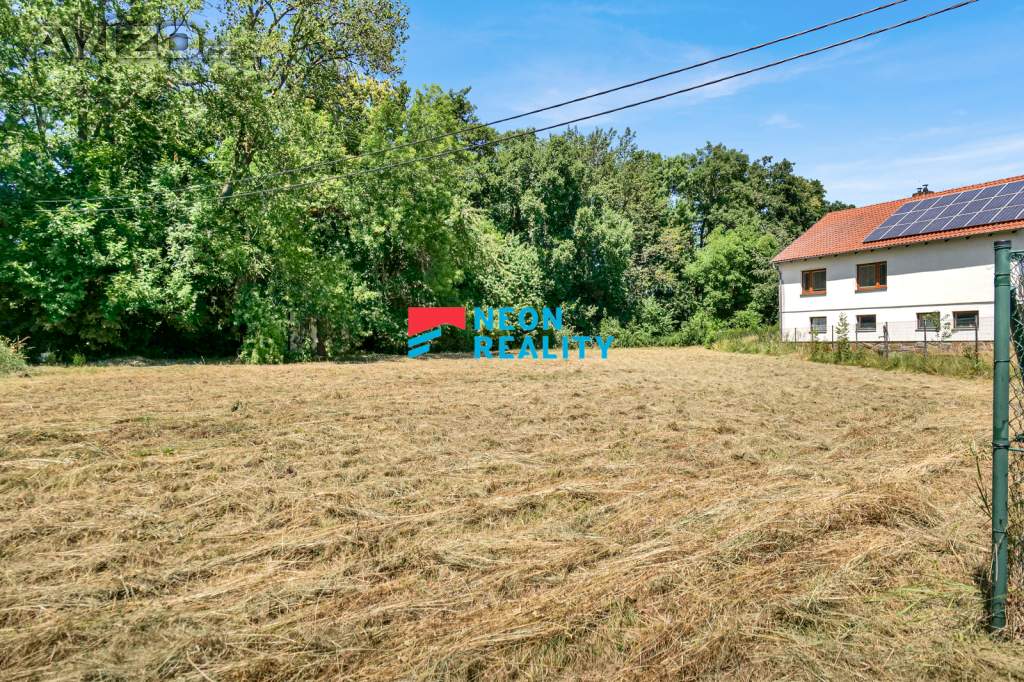 Foto inzerátu Prodej stavební parcely Opava Komárov 1562m2