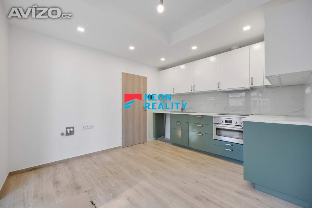 Foto inzerátu Pronájem speciálního rodinného domu v centru města, ul. Slavníkovců, Ostrava - Mariánské Hory