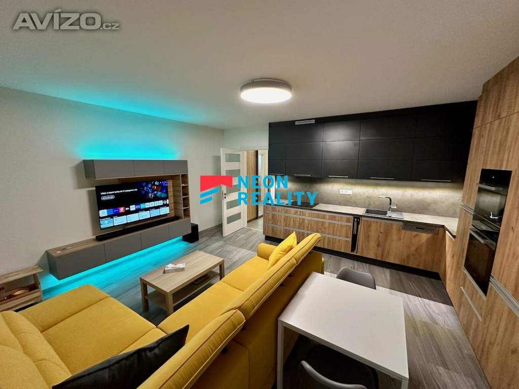 Foto inzerátu Pronájem luxusního 2+KK s předzahrádkou v centru Ostravy v residenci Preslova, včetně vybavení!