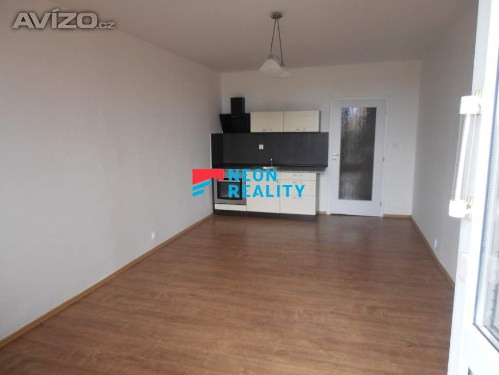 Foto inzerátu Pronájem bytu 1+KK ul. Gen. Píky Ostrava Fifejdy, kompletně rekonstruovaný