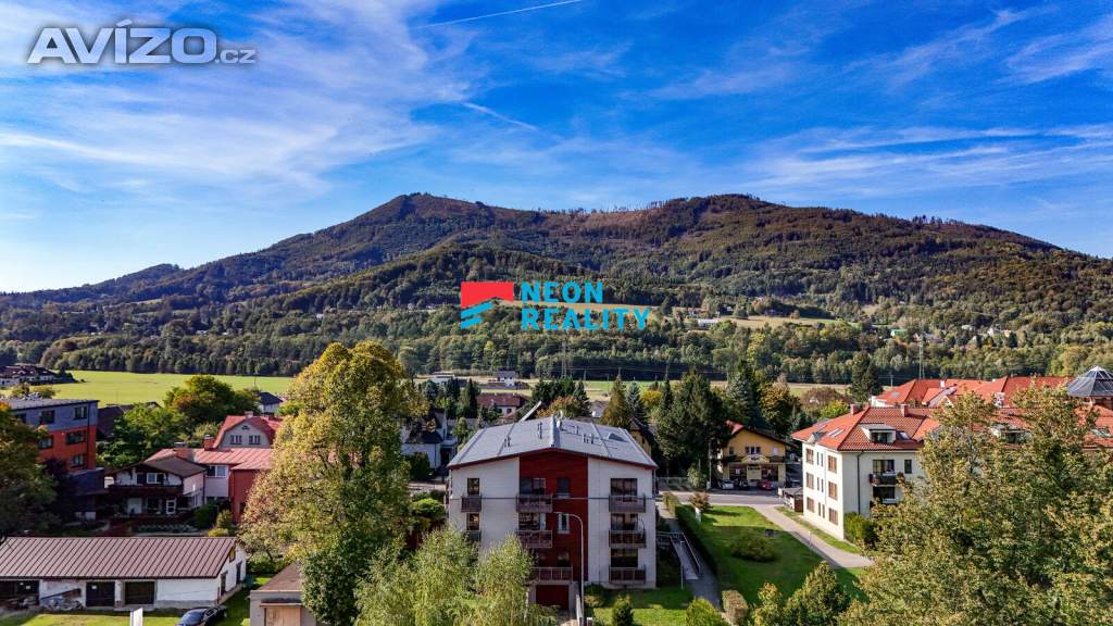 Foto inzerátu Pronájem prostorného bytu 2+kk se dvěma balkony, šatnou, sklepem a garážovým stáním | Čeladná