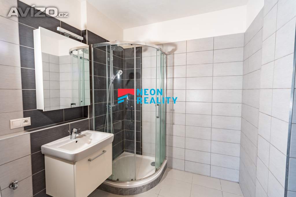 Foto inzerátu Pronájem prostorného bytu 2+kk se dvěma balkony, šatnou, sklepem a garážovým stáním | Čeladná