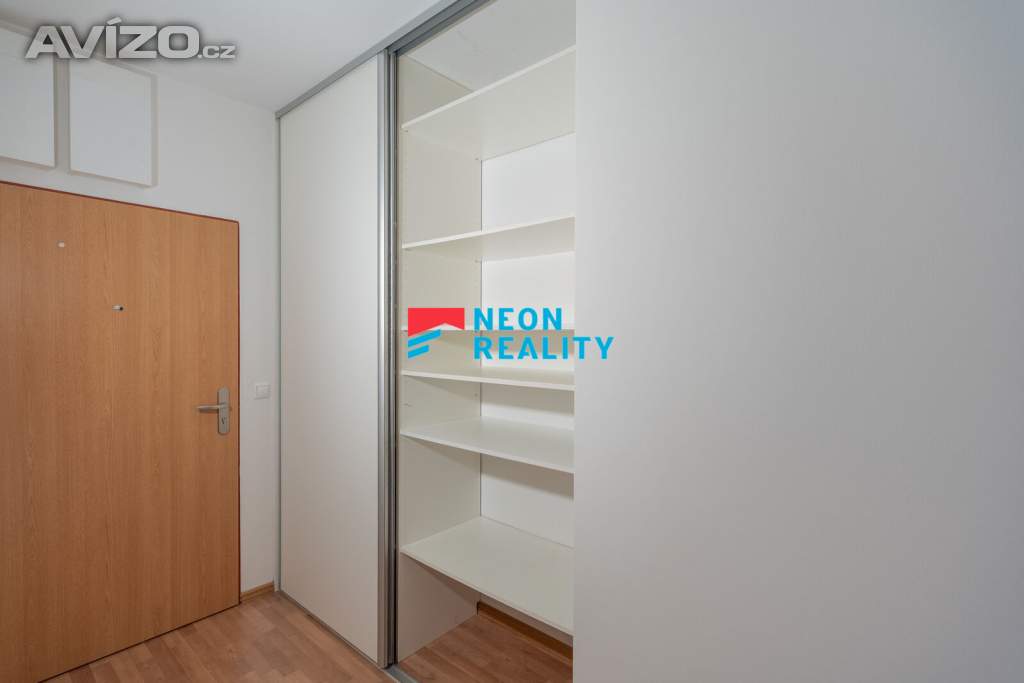 Foto inzerátu Pronájem prostorného bytu 2+kk se dvěma balkony, šatnou, sklepem a garážovým stáním | Čeladná