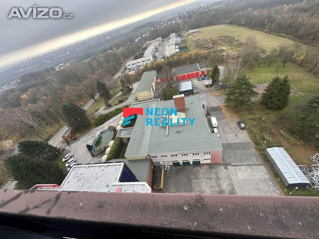 Pronájem kanceláří v Hošťálkovicích – 10 až 32 m², parkování u budovy, 10 min od centra Ostravy