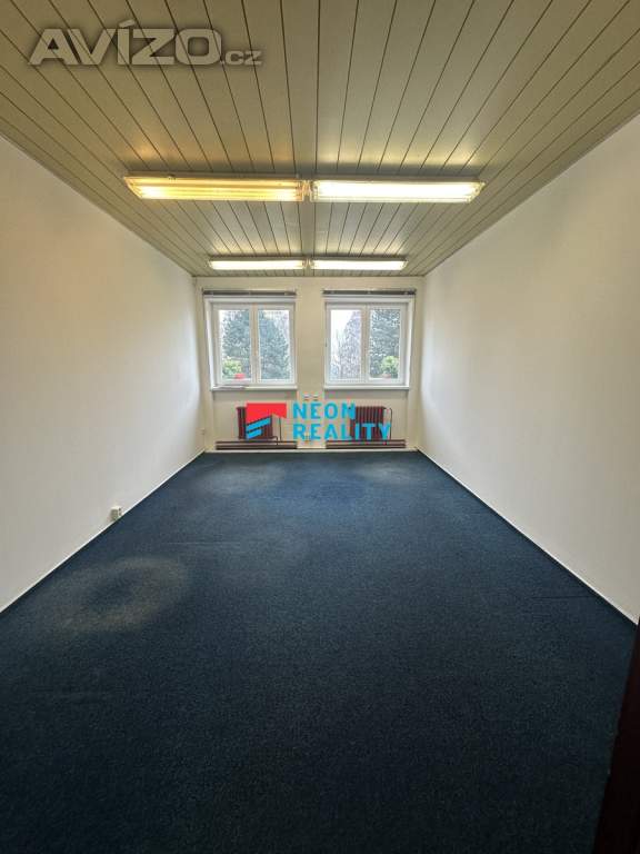 Foto inzerátu Pronájem kanceláří v Hošťálkovicích – 10 až 32 m², parkování u budovy, 10 min od centra Ostravy