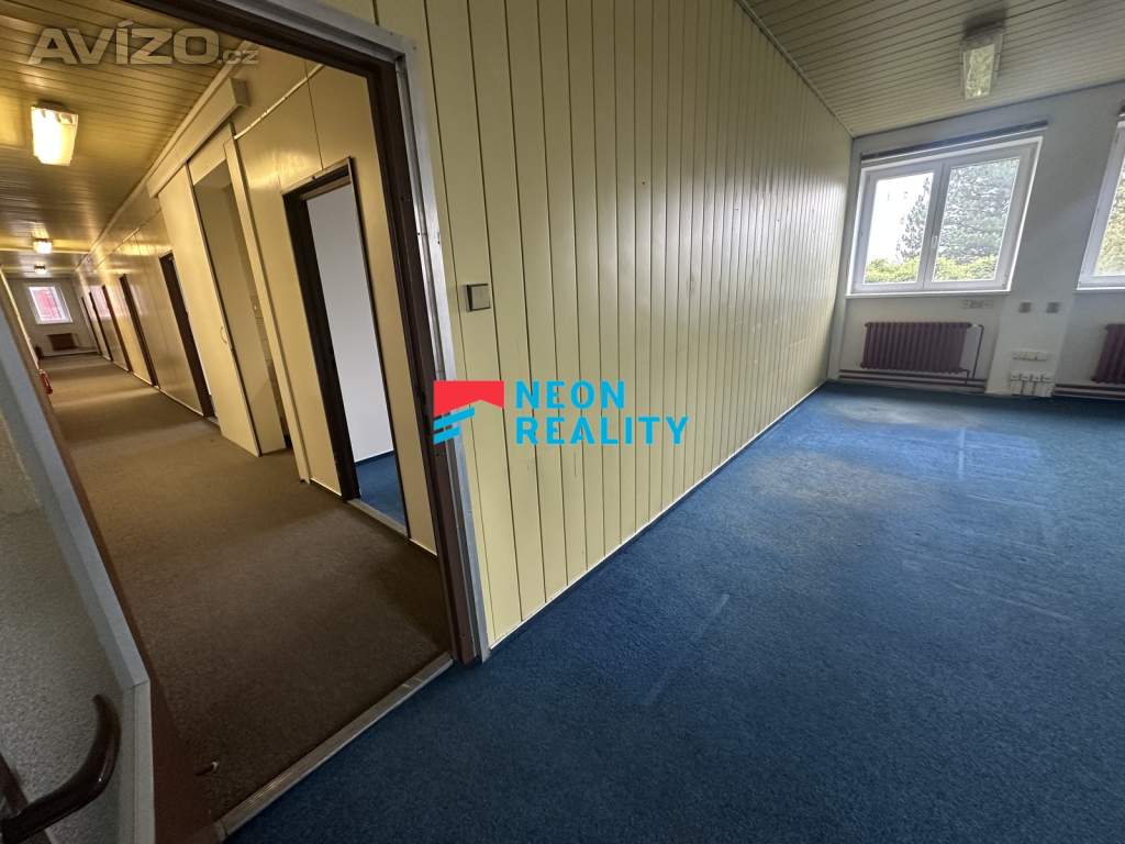 Foto inzerátu Pronájem kanceláří v Hošťálkovicích – 10 až 32 m², parkování u budovy, 10 min od centra Ostravy