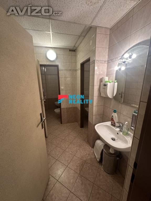 Foto inzerátu Pronájem kanceláří v Hošťálkovicích – 10 až 32 m², parkování u budovy, 10 min od centra Ostravy
