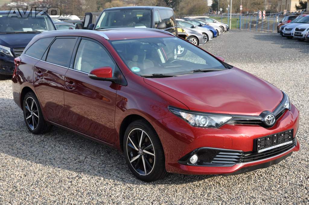 Foto inzerátu Toyota Auris 1.2i Turbo 85kW KOMBI