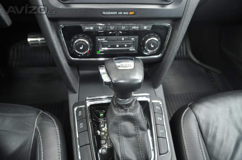 Foto inzerátu Škoda Superb II 2.0TDi 125kW KOMBI Elegance