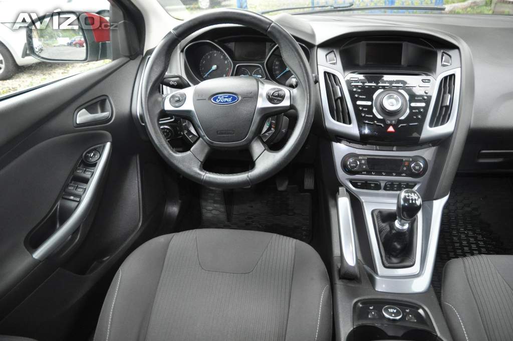 Foto inzerátu Ford Focus 1.6i 110kW Titanium
