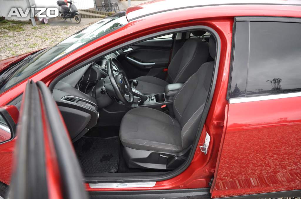 Foto inzerátu Ford Focus 1.6i 110kW Titanium