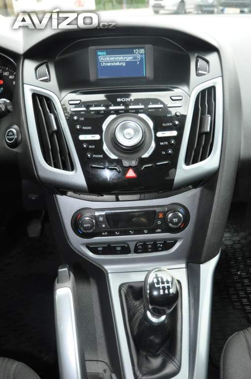 Foto inzerátu Ford Focus 1.6i 110kW Titanium