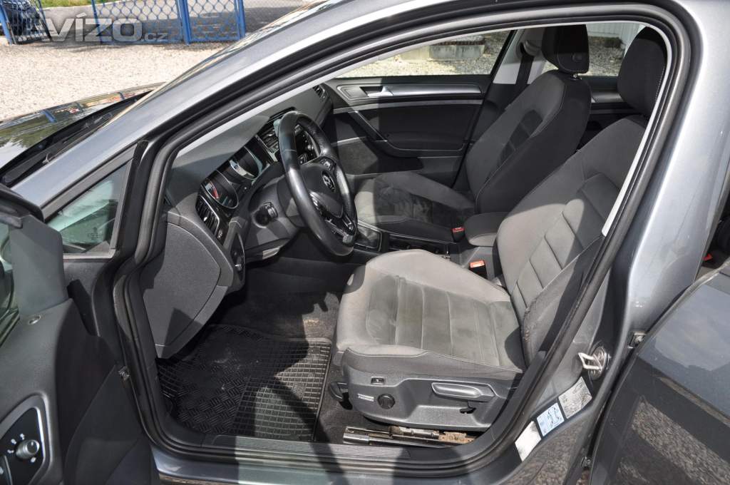 Foto inzerátu Volkswagen Golf VII 1.0TSi 81kW SPORT