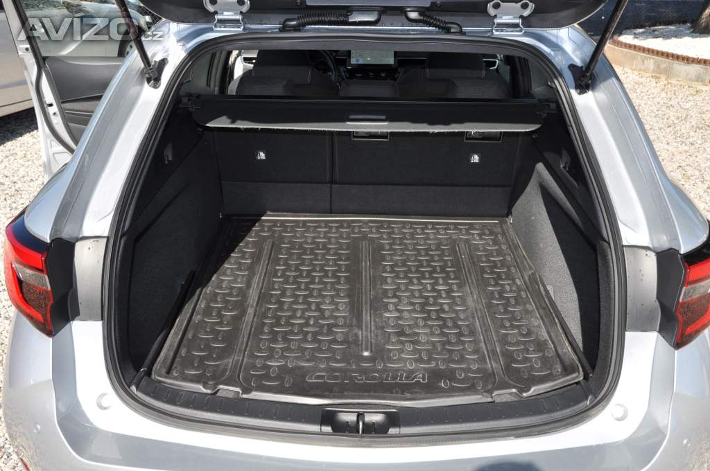 Foto inzerátu Toyota Corolla 1.8HSD 72kW KOMBI