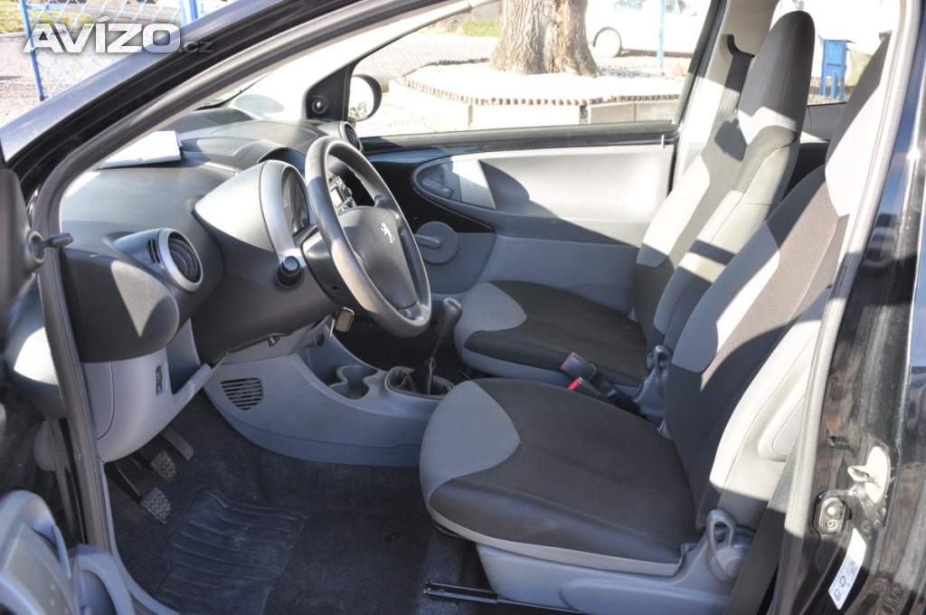 Foto inzerátu Peugeot 107 1.0i 50kW