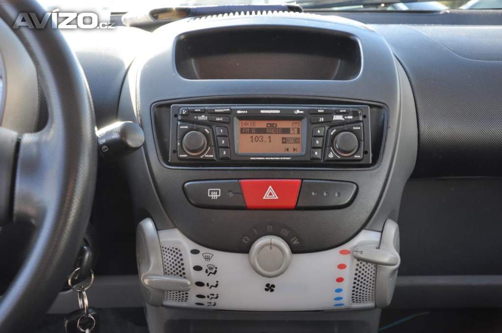 Foto inzerátu Peugeot 107 1.0i 50kW