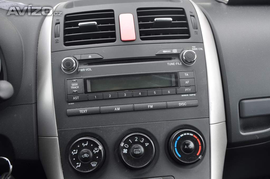 Foto inzerátu Toyota Auris 1.4VVTi 71kW 5dv. KLIMA