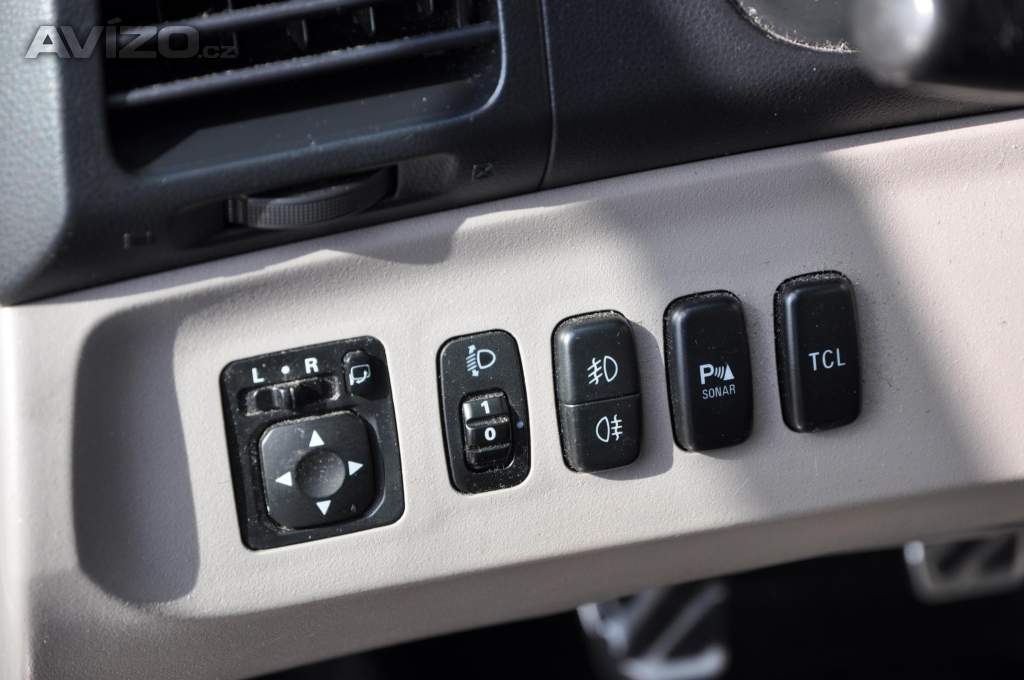 Foto inzerátu Mitsubishi Grandis 2.0Di-D 103kW 7.míst