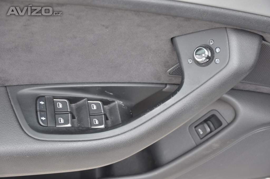 Foto inzerátu Audi A6 3.0TDi 180kW KOMBI 4x4