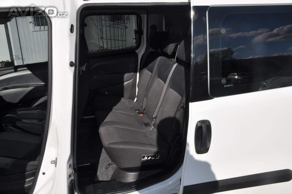 Foto inzerátu Fiat Dobló 1.3JTD 66kW 5.míst