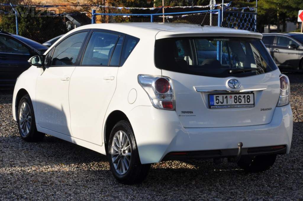Foto inzerátu Toyota Verso 1.6 ValveMatic 97kW 7.míst