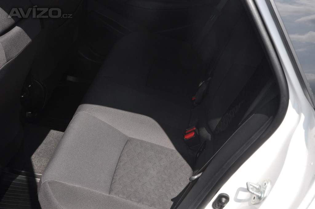 Foto inzerátu Toyota Corolla 1.8HSD 72kW KOMBI