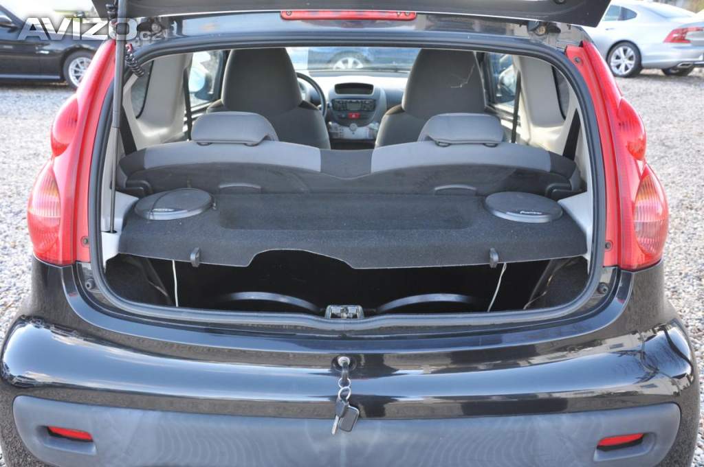 Foto inzerátu Peugeot 107 1.0i 50kW