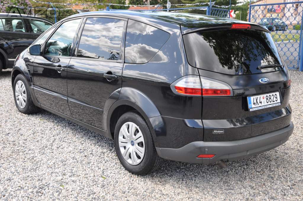 Foto inzerátu Ford S-MAX 2.0TDCi 96kW 7.míst
