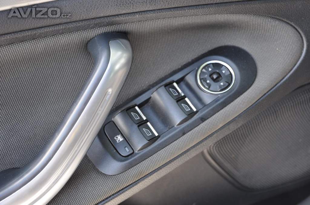 Foto inzerátu Ford S-MAX 2.0TDCi 96kW 7.míst