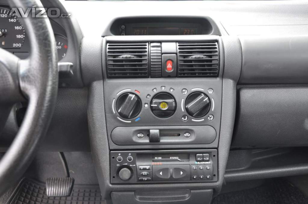 Foto inzerátu Opel Corsa 1.4i 44kW AUTOMAT