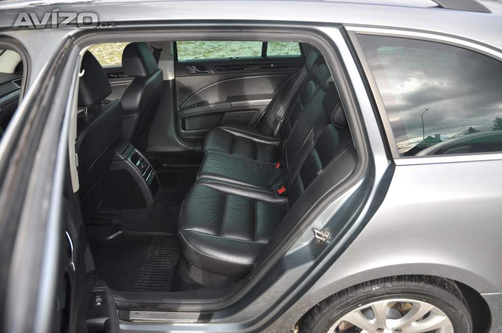 Foto inzerátu Škoda Superb II 2.0TDi 125kW KOMBI Elegance