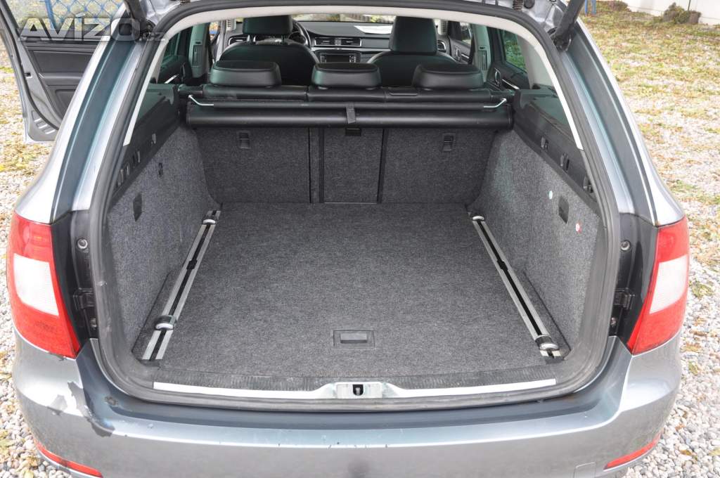 Foto inzerátu Škoda Superb II 2.0TDi 125kW KOMBI Elegance