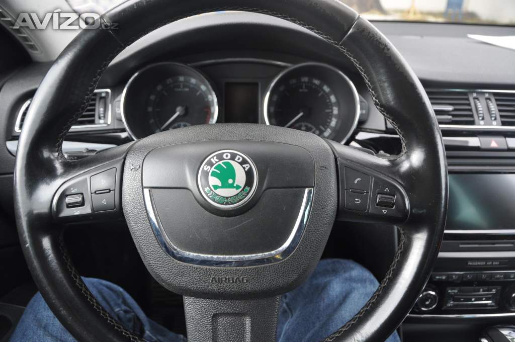 Foto inzerátu Škoda Superb II 2.0TDi 125kW KOMBI Elegance