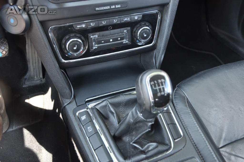 Foto inzerátu Škoda Superb II 2.0TDi 103kW ELEGANCE