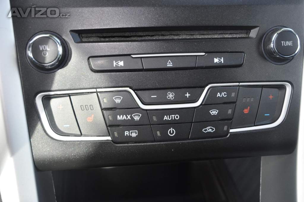 Foto inzerátu Ford Mondeo 2.0TDCi 110kW KOMBI